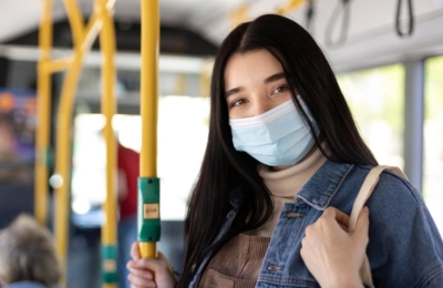 Pasang Iklan di Kereta Commuter Line