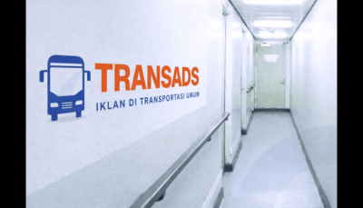 dinding dalam lorong kapal