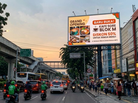 Tarif Billboard Jakarta Berdasarkan Lokasi dan Ukuran